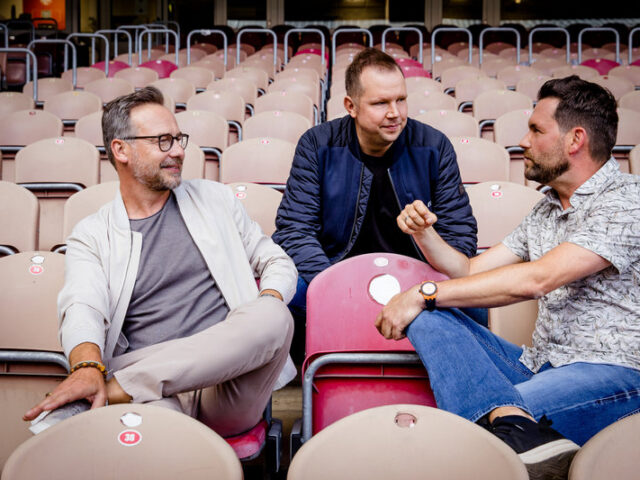 SAT.1 zeigt den Supercup RB Leipzig – FC Bayern heute live / Bundestrainer Flick zu Gast