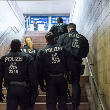 Starke Frequentierung des Magdeburger Hauptbahnhofes am Samstag, den 3. September 2022 anlässlich mehrerer versammlungs-rechtlicher Aktionen