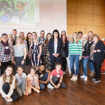Fit im Netz: Erneut „Internet-ABC-Schulen“ für Vermittlung von Internetkompetenz in Sachsen-Anhalt ausgezeichnet
