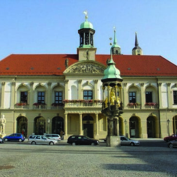 SWM erstellen die kommunale Wärmeplanung für die Landeshauptstadt Magdeburg / Gemeinsamer Vertrag im Alten Rathaus unterschrieben