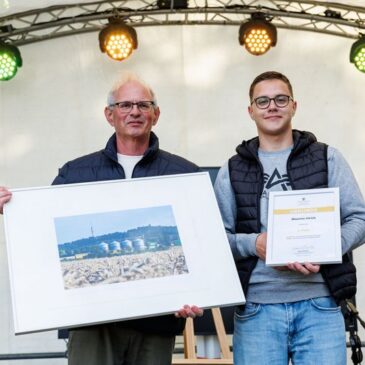 Staatssekretär Gert Zender kürt die Gewinnerinnen und Gewinner des Zeichen- und Fotowettbewerbs „Leidenschaft für Landwirtschaft“