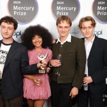 English Teacher gewinnen Mercury Prize für ihr Debütalbum “This Could Be Texas”