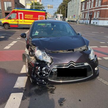 Kreuzung Westring: Ein Schwerverletzter nach Verkehrsunfall