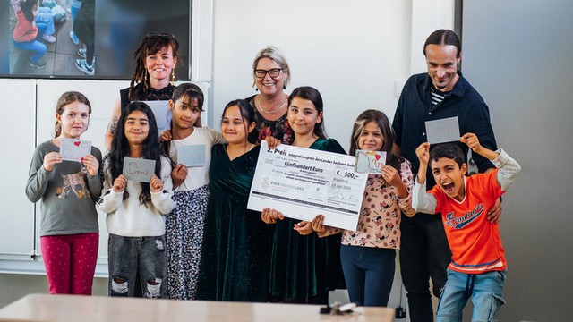 Integrationspreis für Schulclub AG der Grundschule Kastanienallee in Halle