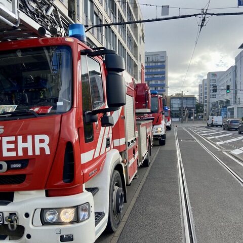 Feuerwehr Magdeburg übte Brand- und Evakuierungsszenarien im City Carré und Allee Center