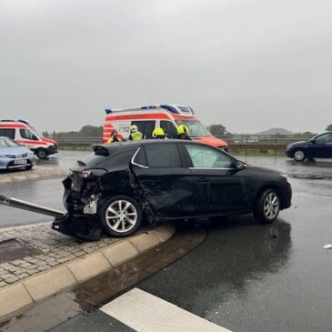 L66: Zwei Verletzte nach Vorfahrtsfehler