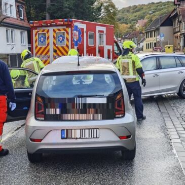 Zwei Frauen nach Unfall verletzt