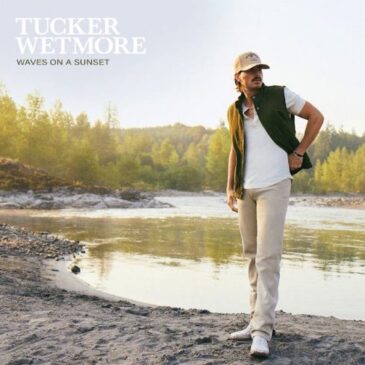 Tucker Wetmore begeistert mit seiner EP “Waves On A Sunset”