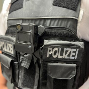 Ausstattung Polizei: Einführung der ersten Bodycams in der Landespolizei