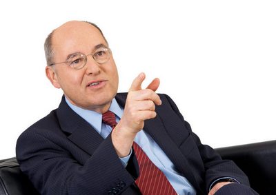 Gregor Gysi (Linke) fordert „knallharten“ Umgang mit US-Präsident Trump