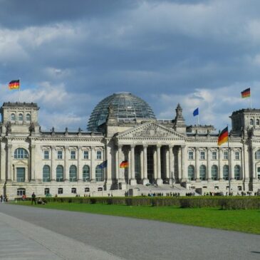 Aus dem Bundestag: Anerkennung einer im Ausland erworbenen Berufsqualifikation